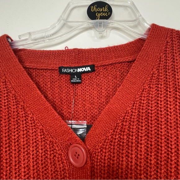 Fashion Nova Rust Frayed Hem Crop Cardigan
Sz Large- Perfect accent ~ casual - Picture 2 of 9